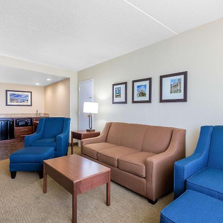 Comfort Inn & Suites Event Center Des Moines Exterior photo